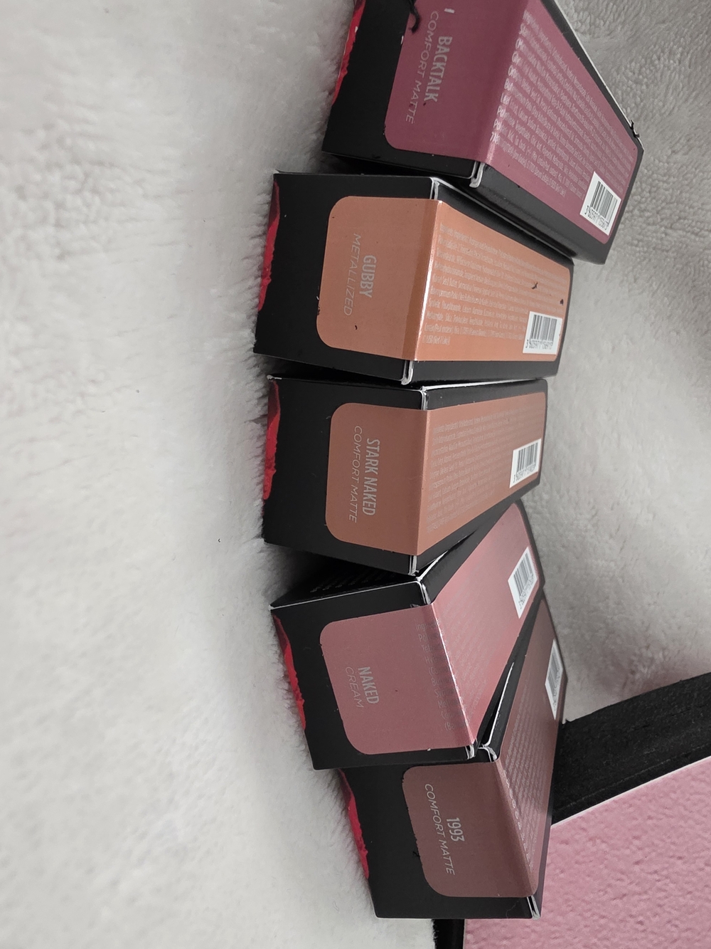 Urban Decay Naked Heart Eyeshadow Palette with Pink Packaging - Picture 3 of 8